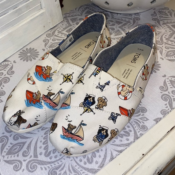 Toms Shoes - NWOT Toms Nautical Dogs